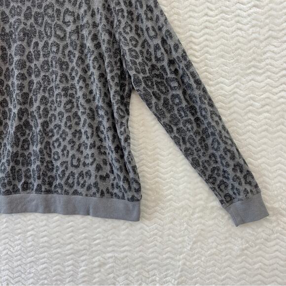 Lucky Brand Leopard Print Grey Viscose Knit Blend Pullover Sweater Size Large - Picture 11 of 15
